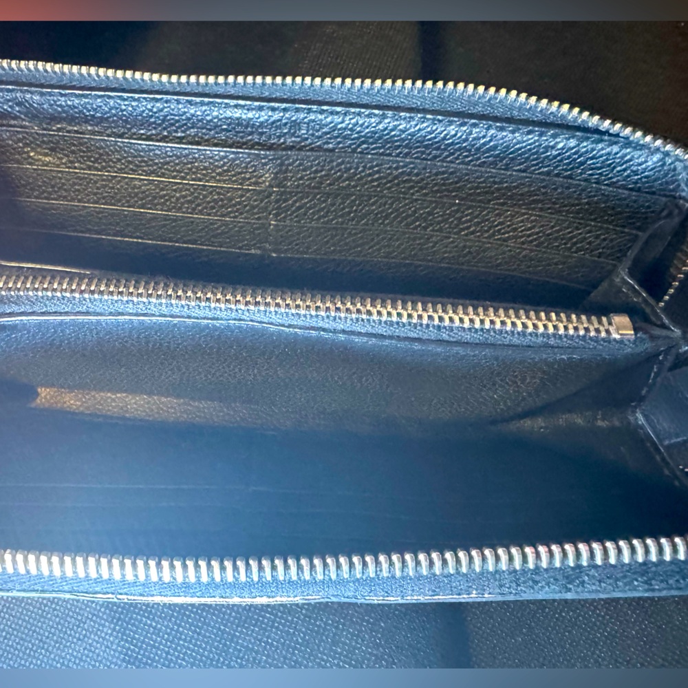 YSL Zip Around Wallet Saint Laurent Black Leather Silver Logo Discontinued RARE - Picture 8 of 16